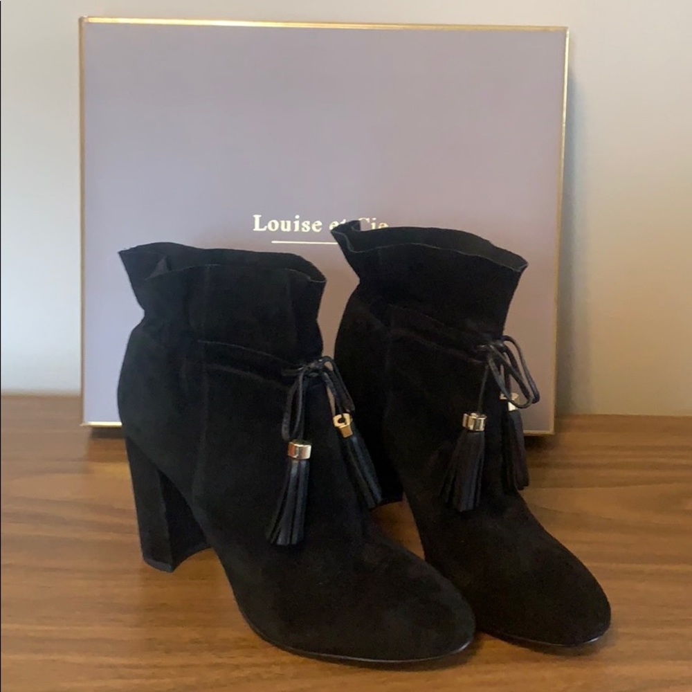 Louise et Cie black suede ankle boots size 7.5